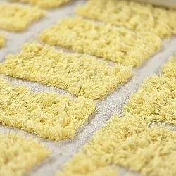 Hoogpolig vloerkleed - Zola Natural Cotton Shaggy (geel)