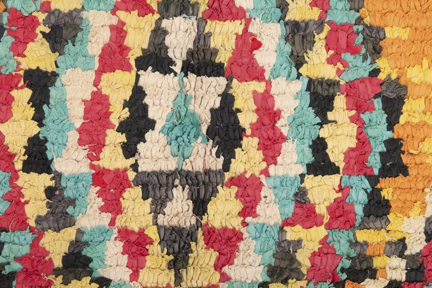 Marokkaanse Berber tapijt Boucherouite 270 x 155 cm