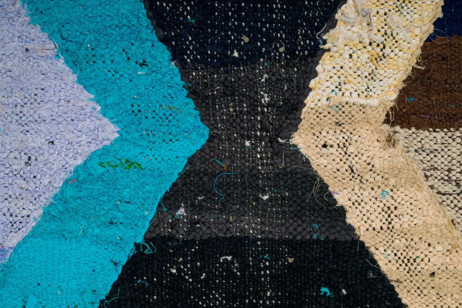 Marokkaanse Berber tapijt Boucherouite 155 x 250 cm