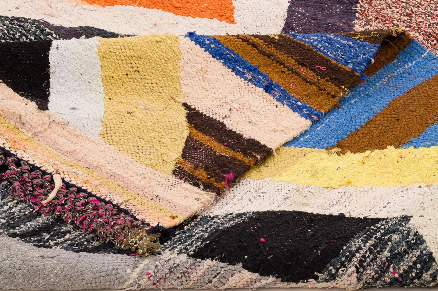 Marokkaanse Berber tapijt Boucherouite 155 x 275 cm