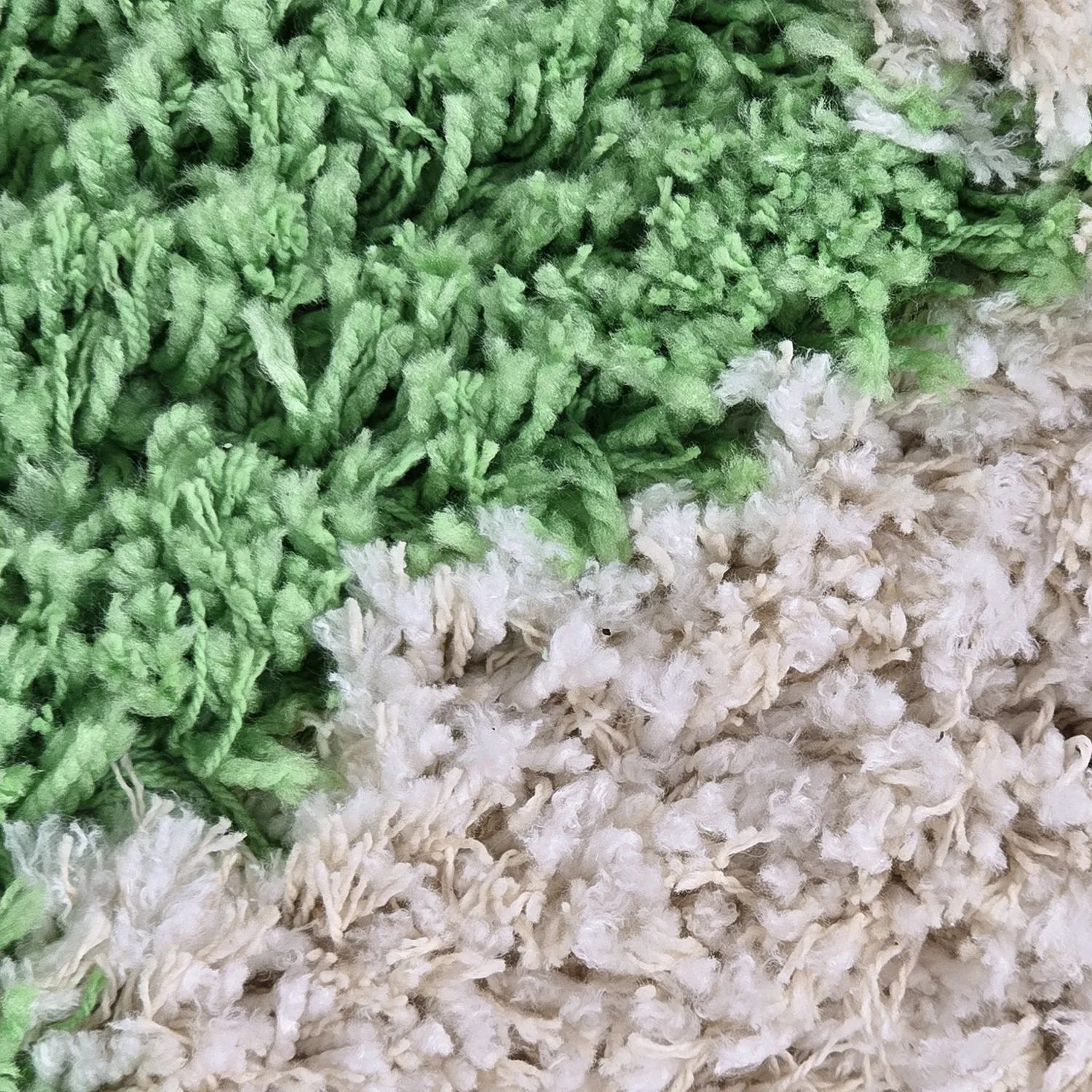 Hoogpolig vloerkleed - Atrani Natural Cotton Shaggy (groente)