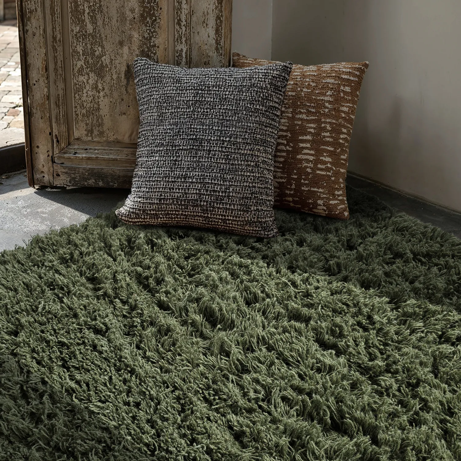 Hoogpolig vloerkleed - Fassale Hand Woven Wool Shaggy (mosgroen)