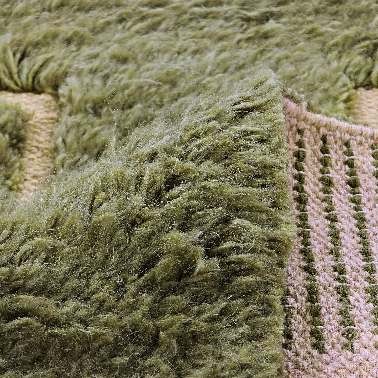 Hoogpolig vloerkleed - Kiberg Hand Woven Wool Shaggy (groente)