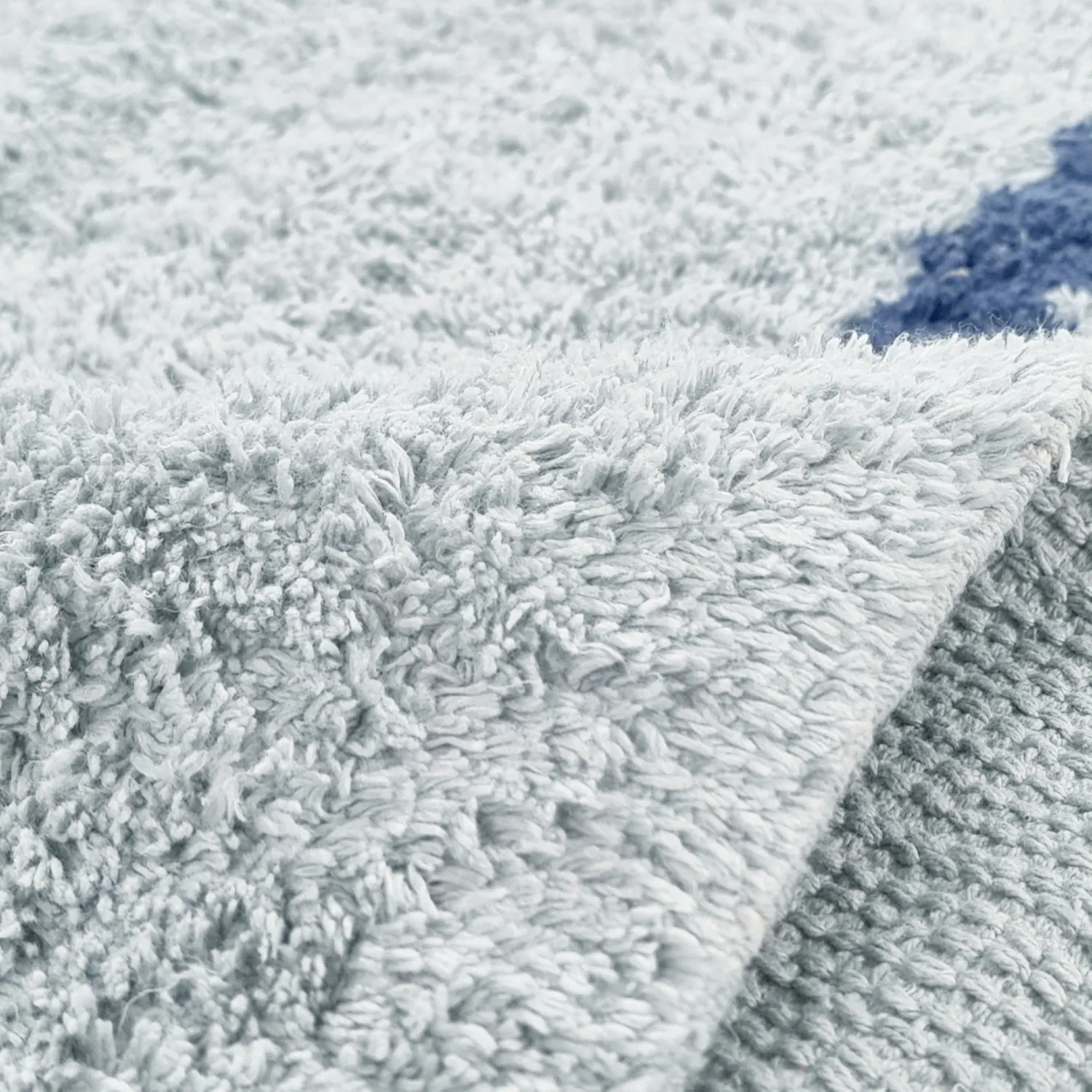 Hoogpolig vloerkleed - Leora Natural Cotton Shaggy (grijs/blauw)